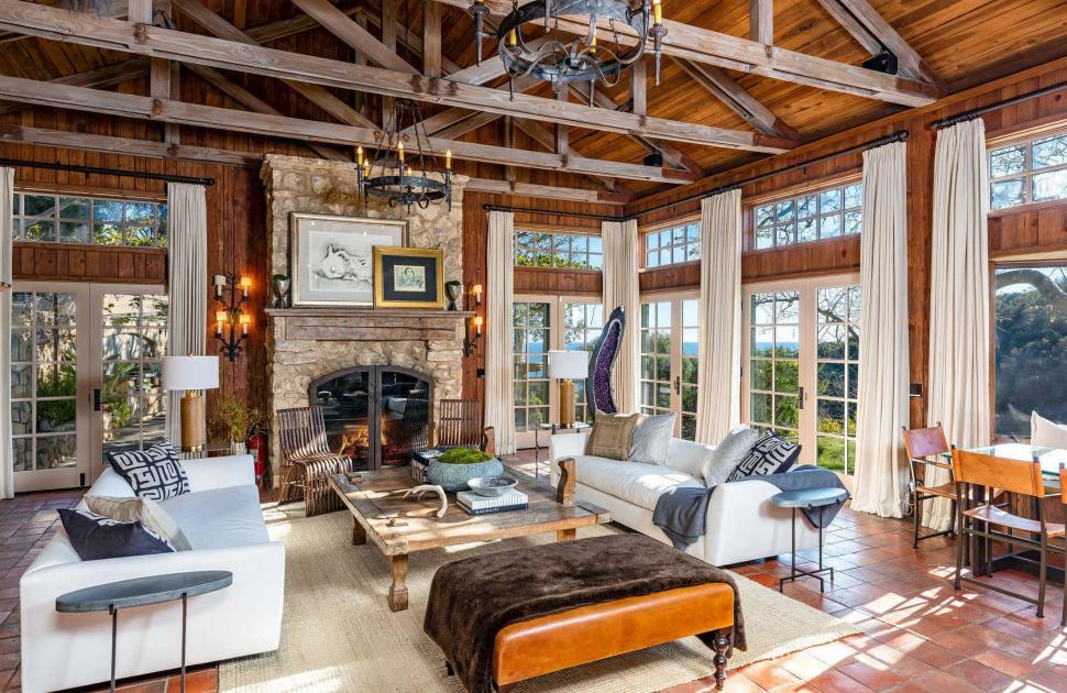 Cum arăta în interior casa de 14,5 milioane de dolari a lui Mel Gibson înainte de a fi făcută scrum de incendiul din Los Angeles  946605