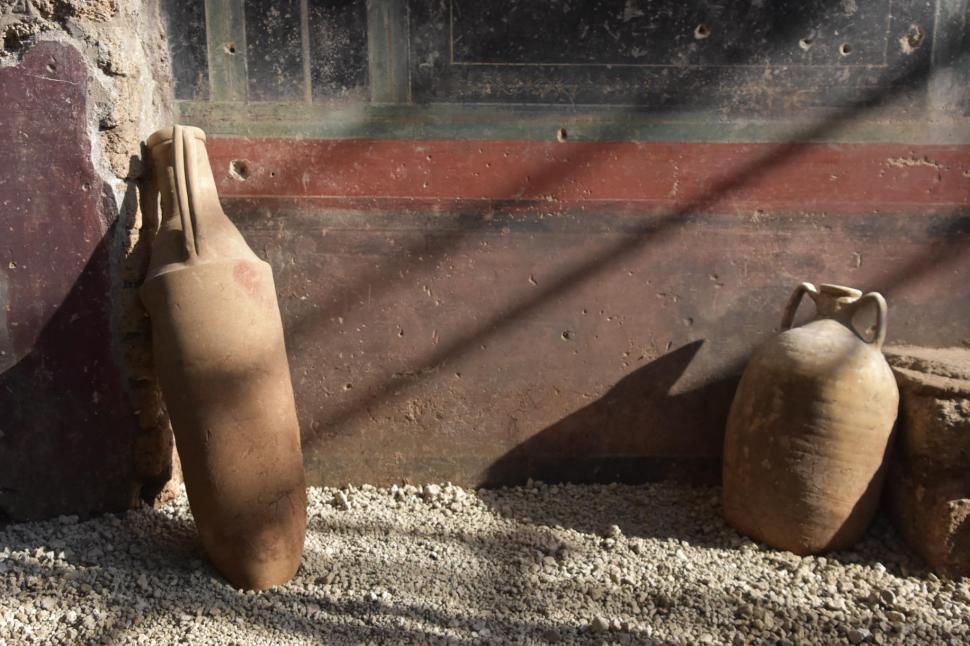 Ultimele descoperiri făcute de arheologi arată luxul spectaculos al Pompeiului. Contrast puternic între viețile bogaților și sclavilor 946942