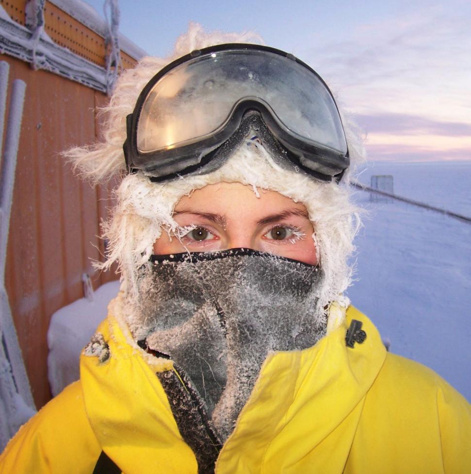 Se caută bucătari, tâmplari, electricieni sau instalatori pentru Antarctica. Salariul anual și alte beneficii 947309