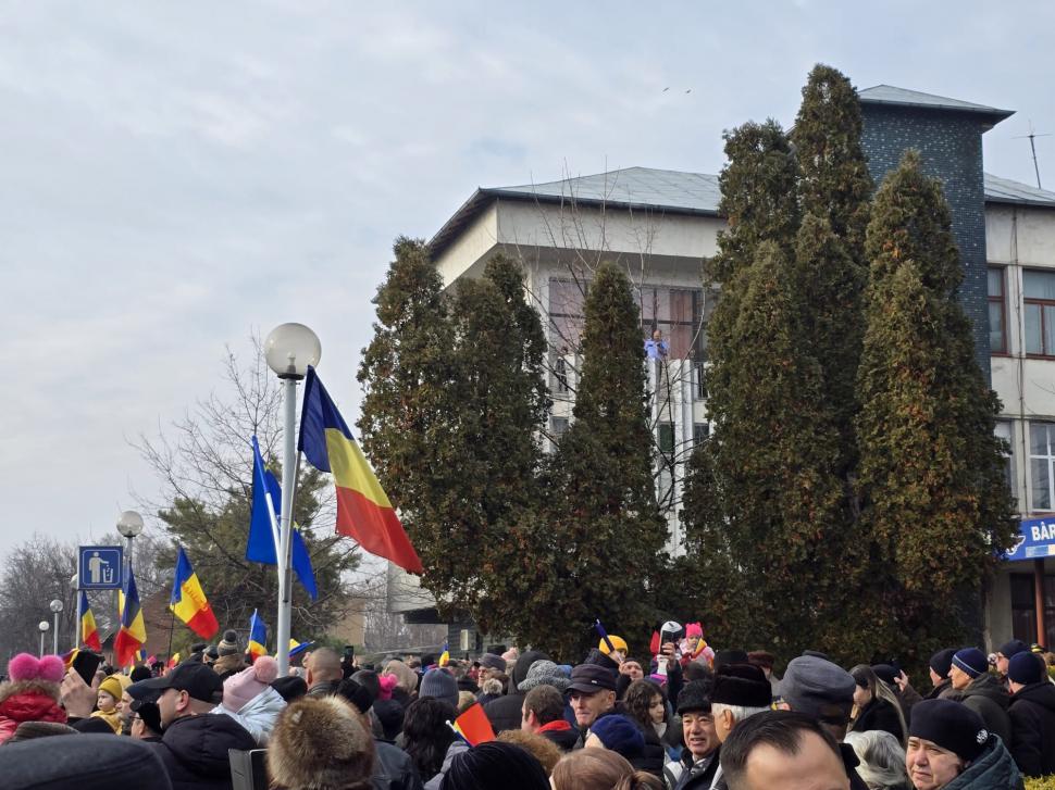 Cum a fost în Trenul Unirii care a plecat din Bucureşti şi a ajuns cu întârziere la Iaşi, din cauza veseliei de la Bârlad şi Vaslui 948194