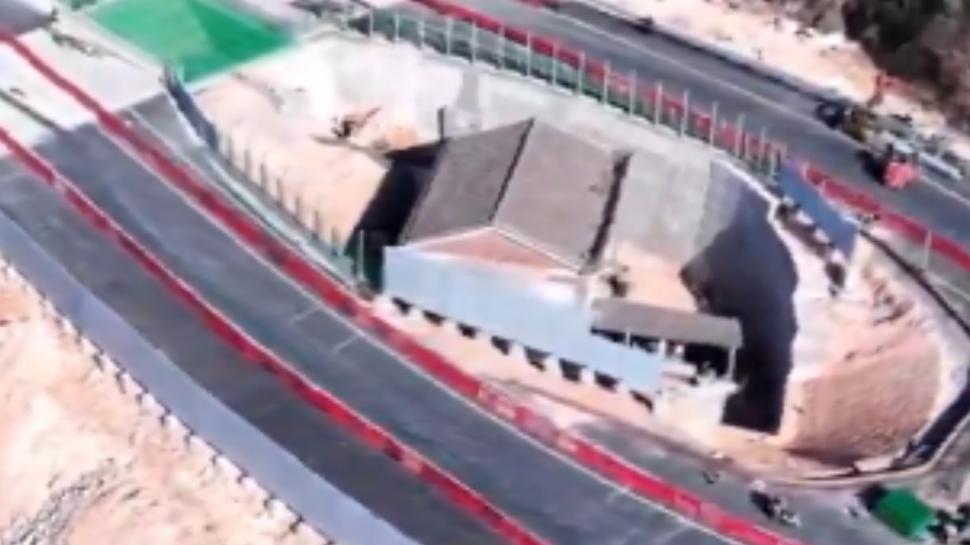 Cum a ajuns un bărbat să locuiască în mijlocul unei autostrăzi, după ce a refuzat o sumă uriașă de bani 948336