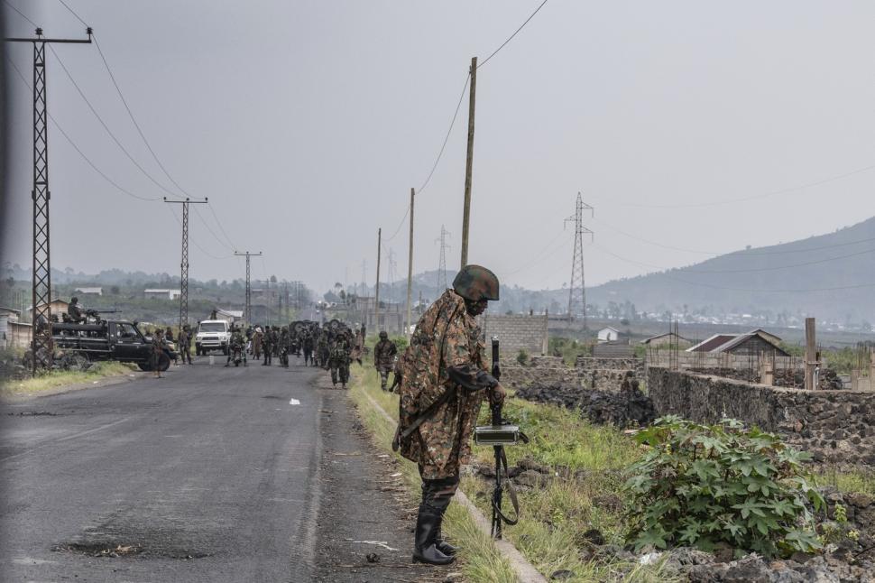 Haos în Congo. 300 de mercenari români sunt blocați după atacurile rebelilor. Oamenii încearcă să fugă: „Panică în masă” 948525