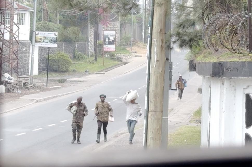 Haos în Congo. 300 de mercenari români sunt blocați după atacurile rebelilor. Oamenii încearcă să fugă: „Panică în masă” 948529