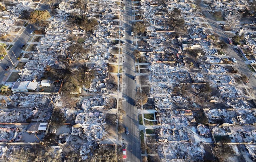 Reconstrucția zonei afectate de incendiile devastatoare din Los Angeles va costa 40 de miliarde de dolari. Cum arată acum orașul 948451