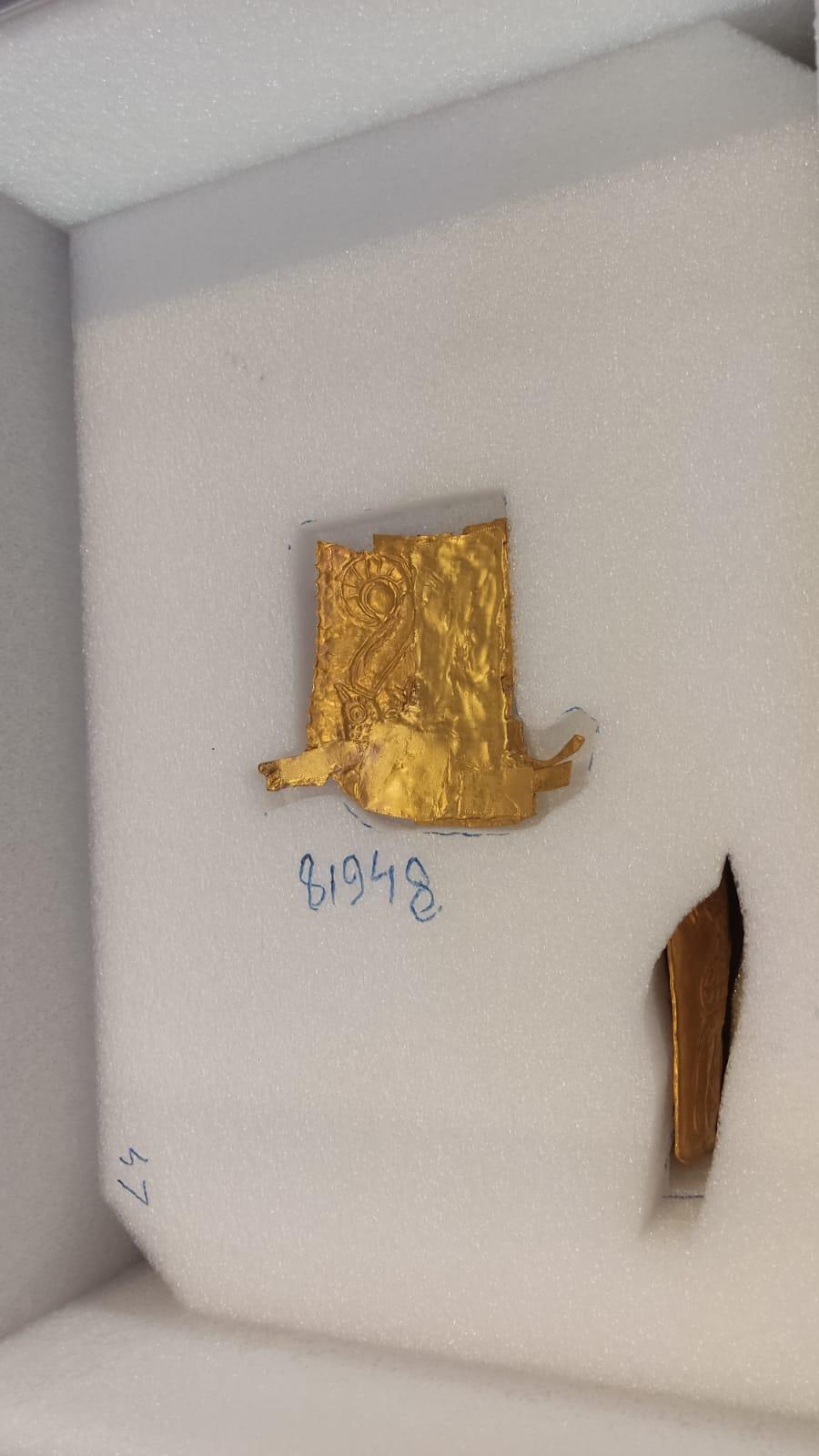 Ce a mai rămas din aurul României expus la Muzeul Drents. Experți de la Muzeul de Istorie sunt în Olanda ca să ia înapoi obiectele  948681