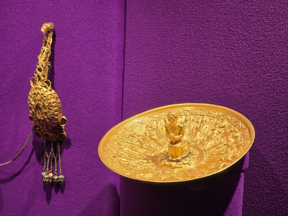 Aurul dacic a fost furat, dar cu Tezaurul de la Pietroasa peste care plouă în Muzeul Național de Istorie, ce facem?  948757