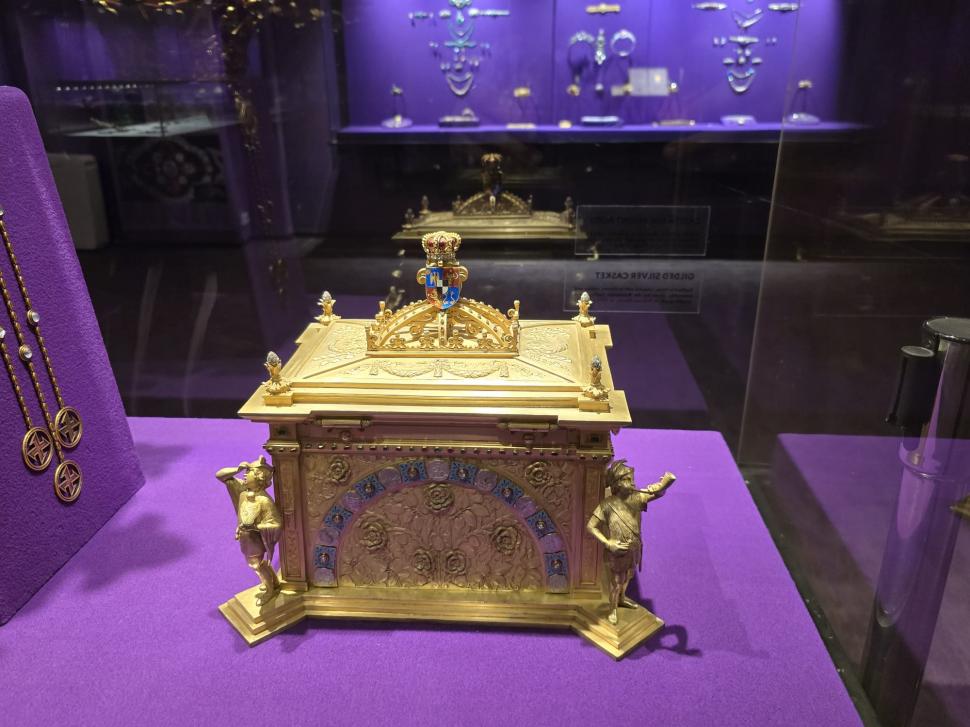 Aurul dacic a fost furat, dar cu Tezaurul de la Pietroasa peste care plouă în Muzeul Național de Istorie, ce facem?  948763