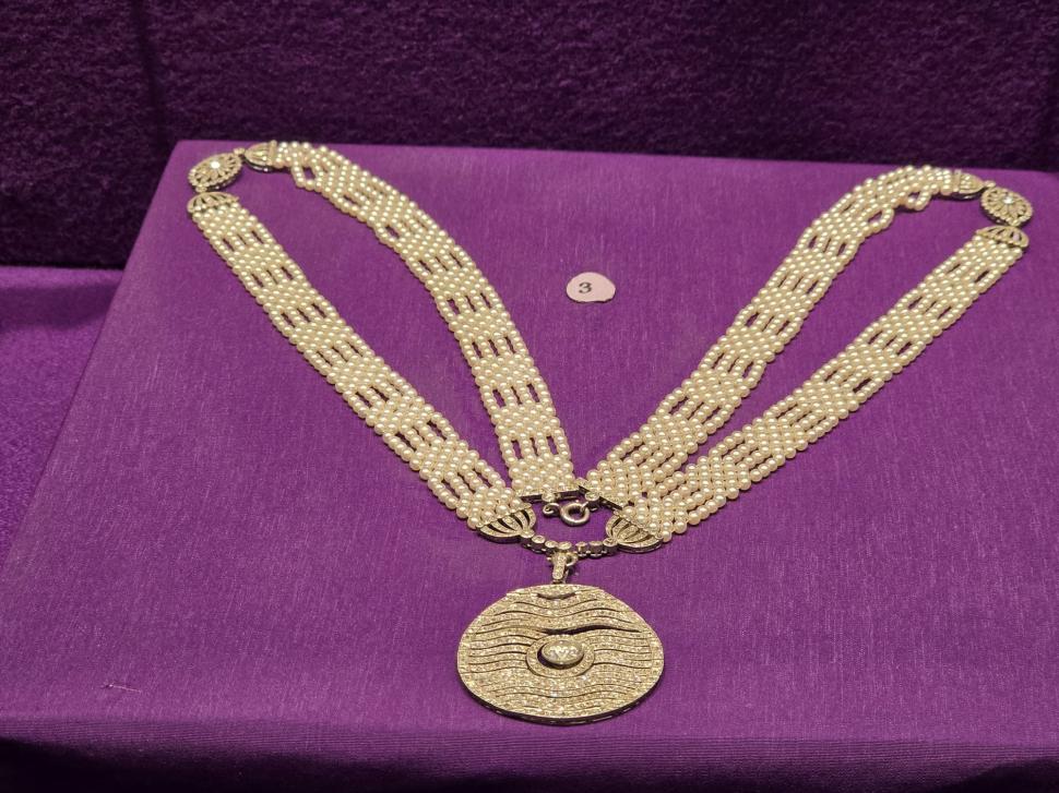 Aurul dacic a fost furat, dar cu Tezaurul de la Pietroasa peste care plouă în Muzeul Național de Istorie, ce facem?  948769