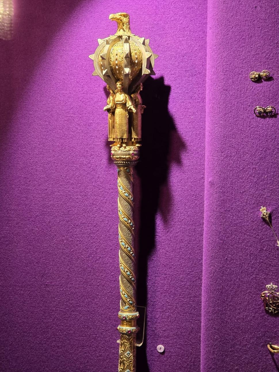 Aurul dacic a fost furat, dar cu Tezaurul de la Pietroasa peste care plouă în Muzeul Național de Istorie, ce facem?  948778