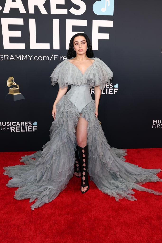 Cele mai spectaculoase ținute de la Premiile Grammy 2025. Celebritățile au făcut senzație pe covorul roșu 949802