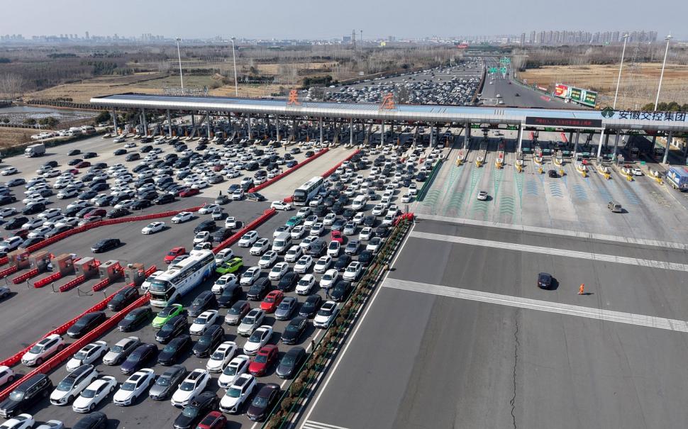 Cum arată, de fapt, un ambuteiaj auto 950100