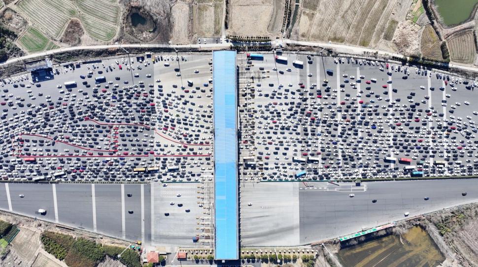 Cum arată, de fapt, un ambuteiaj auto 950104