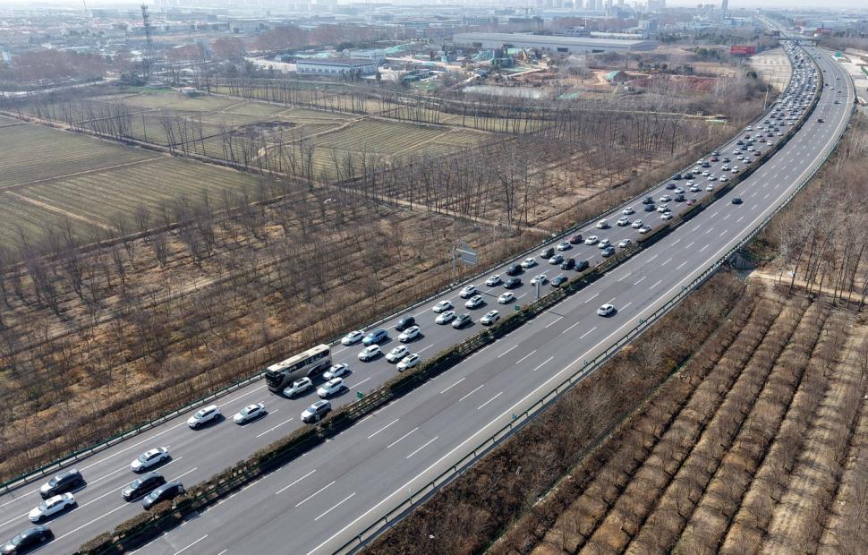 Cum arată, de fapt, un ambuteiaj auto 950111