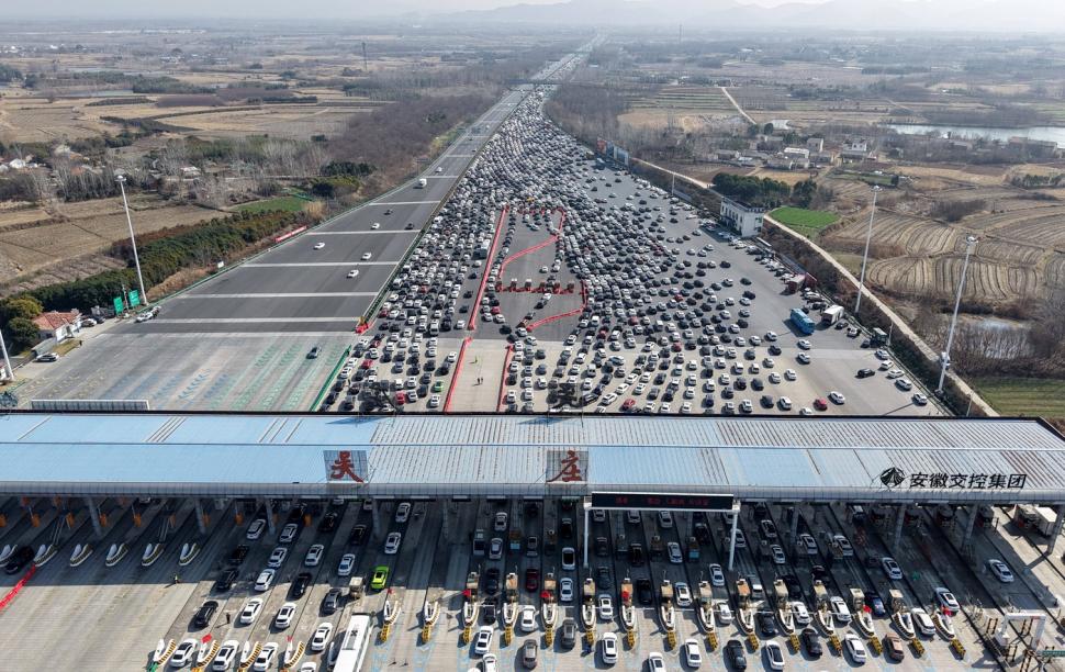 Cum arată, de fapt, un ambuteiaj auto 950115