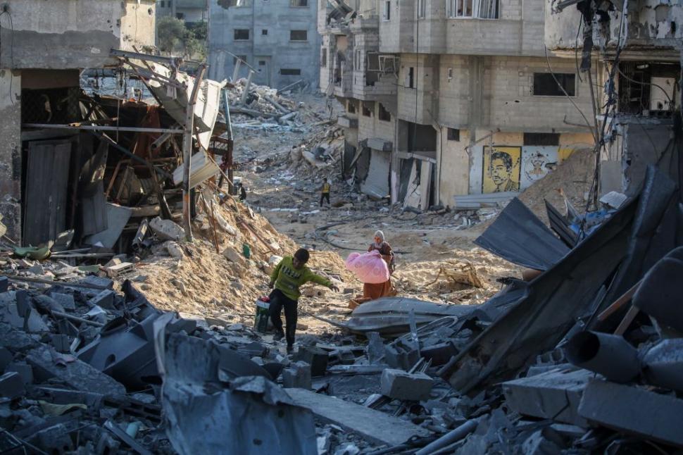 Cum arată acum Gaza pe care Trump zice că o face "Riviera Orientului Mijlociu". Ar fi nevoie de 350 de ani pentru reconstrucția zonei 950386