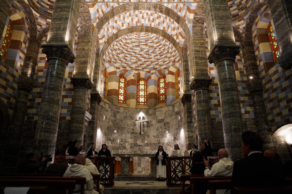 Înainte și după. „Era un oraș fantomă”. Cum arată acum minaretul al-Hadba și clădiri istorice din Mosul, pe care ISIS le distrusese 950773