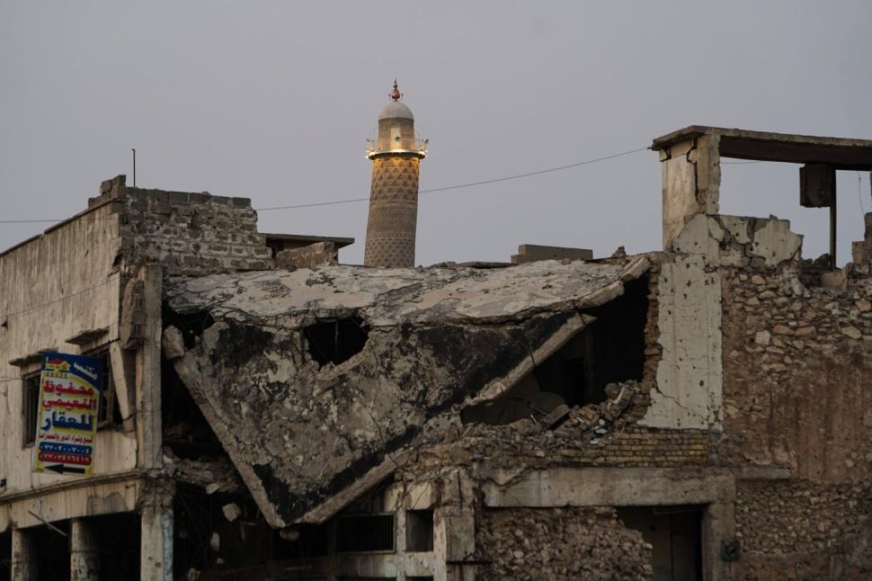 Înainte și după. „Era un oraș fantomă”. Cum arată acum minaretul al-Hadba și clădiri istorice din Mosul, pe care ISIS le distrusese 950775