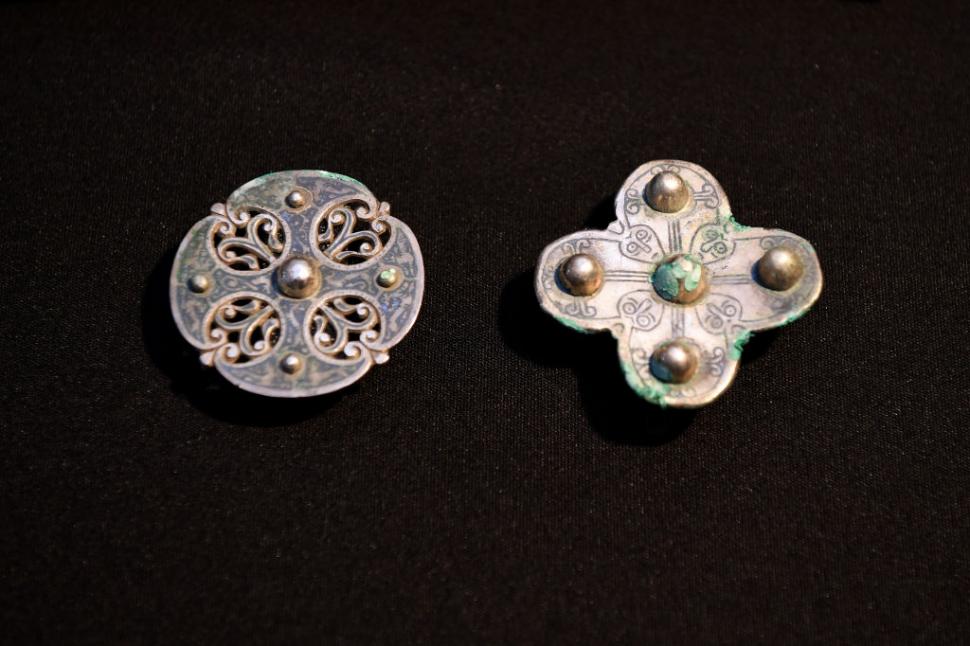 Misterul din spatele tezaurului vikingilor, descoperit în Scoția, a fost rezolvat. Cui aparținea comoara 950800