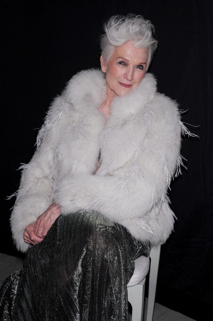 Mama lui Elon Musk a provocat o surpriză uriașă la un eveniment din New York. Cum a apărut pe scenă, la 76 de ani 951657