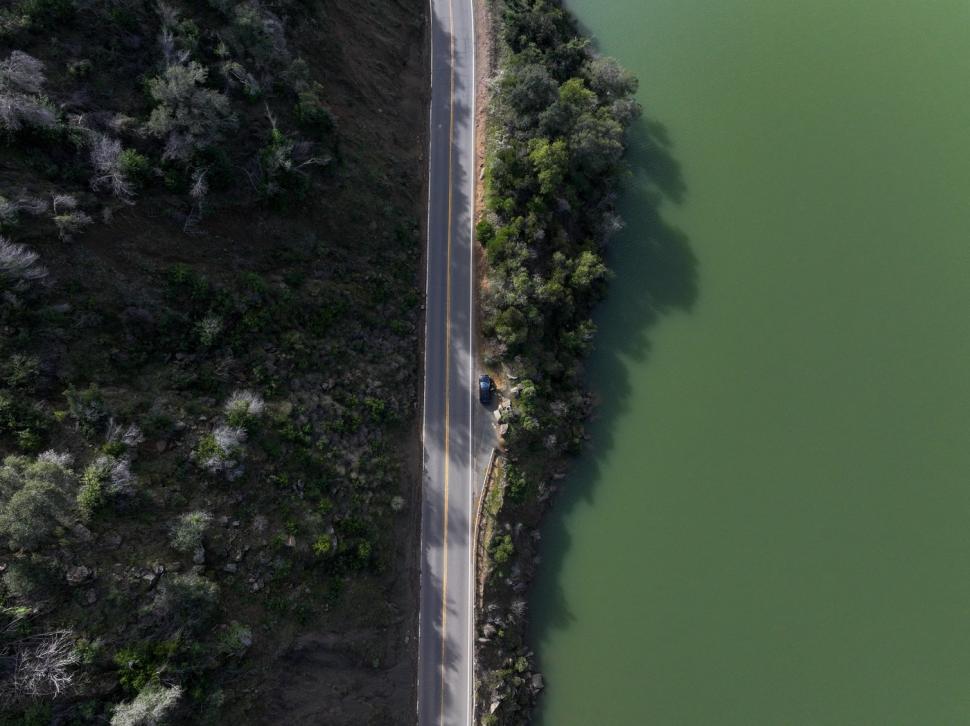 Fenomenul ciudat care se petrece în California o dată la câțiva ani. Care este explicația din spatele imaginilor spectaculoase 951997