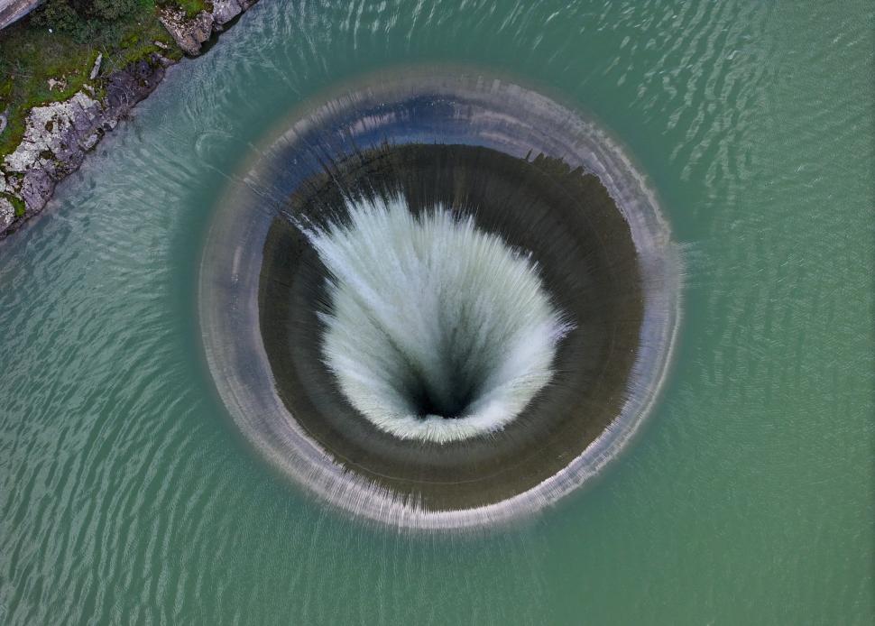 Fenomenul ciudat care se petrece în California o dată la câțiva ani. Care este explicația din spatele imaginilor spectaculoase 952006