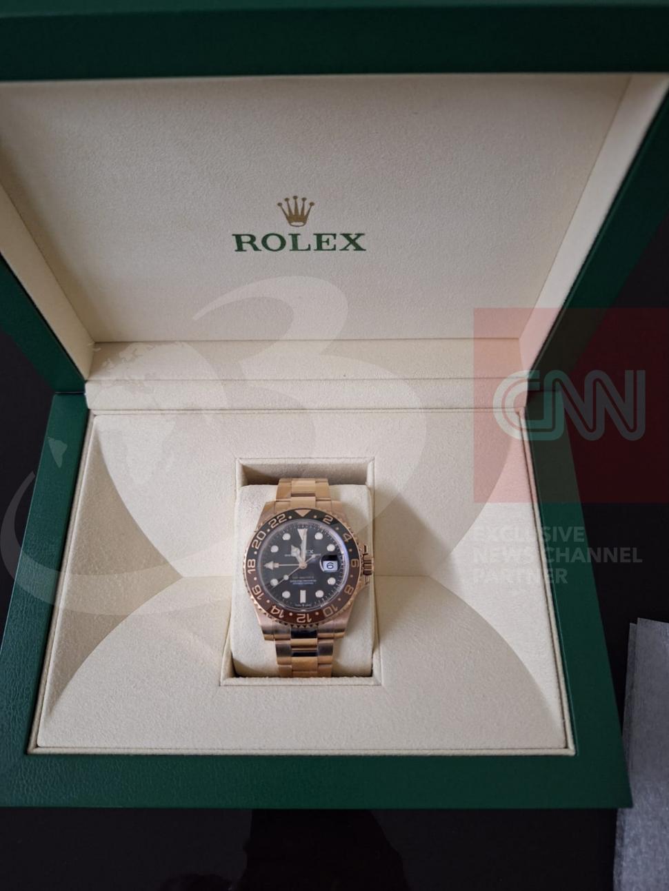 2000 de tablouri, ceasuri și poșete de lux au fost găsite la generalul Cătălin Zisu, în urma perchezițiilor DNA 952305