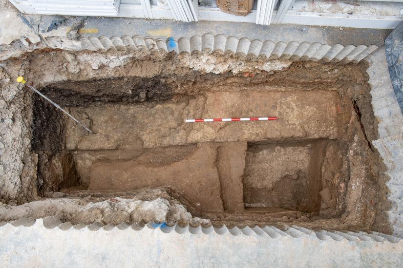 Descoperire arheologică „extraordinară”: În timp ce se demola o clădire, s-au găsit ruinele celei mai vechi bazilici romane din Londra 952219