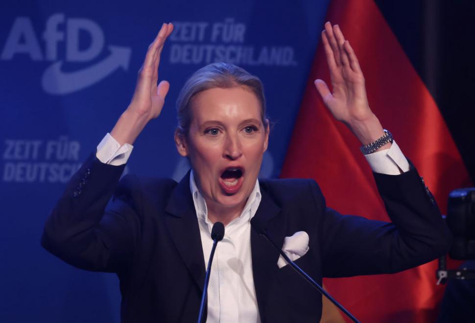 Cine e Alice Weidel, suveranista anti-migrație care vrea să conducă Germania: e căsătorită cu o singaleză și trăiește în Elveția 953421
