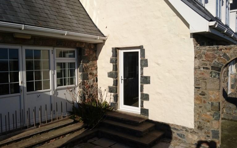 Insula care se poate închiria în întregime cu doar 50 de euro pe noapte. Are o casă cu 9 dormitoare, complet utilată 953625