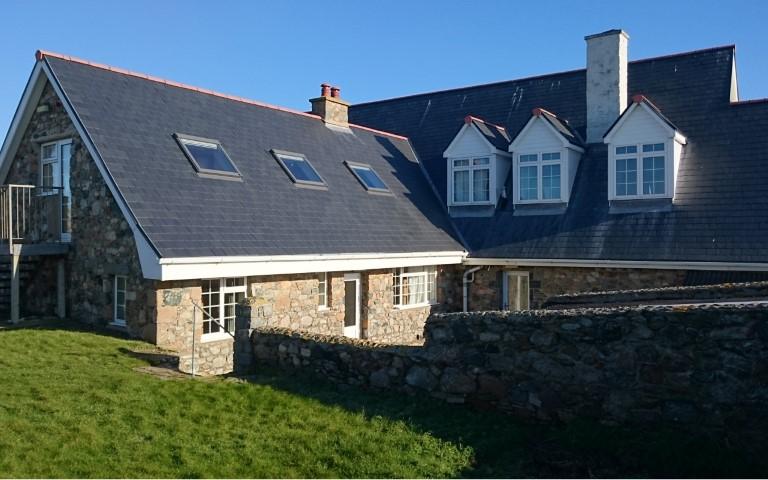 Insula care se poate închiria în întregime cu doar 50 de euro pe noapte. Are o casă cu 9 dormitoare, complet utilată 953627