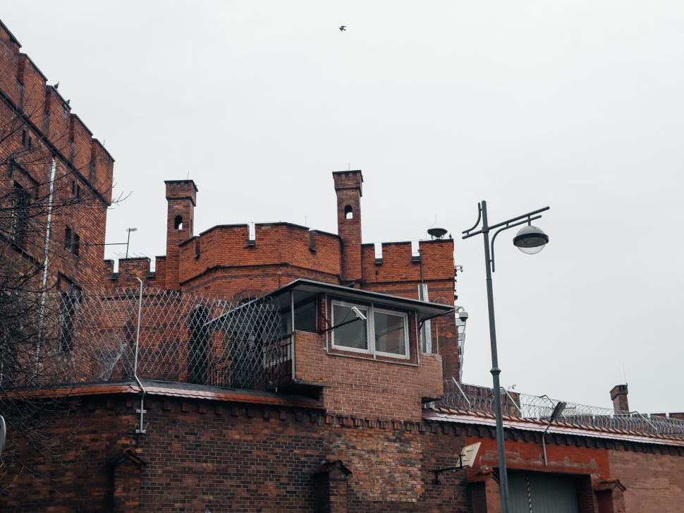  O celebră închisoare din Sankt Petersburg a fost vândută la licitaţie. În ce se va transforma 953642