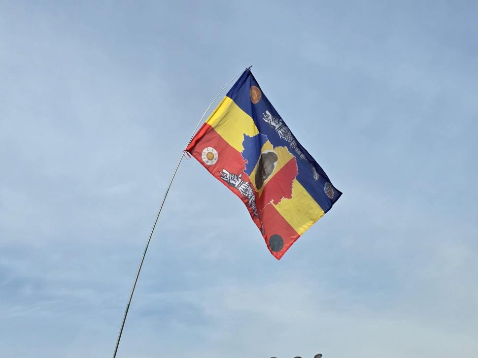 Cum a fost la protestul pro-Georgescu: ”Hai să adunăm zăpada de pe jos, să o punem în buzunare. Președintele merită să facem asta” 953752