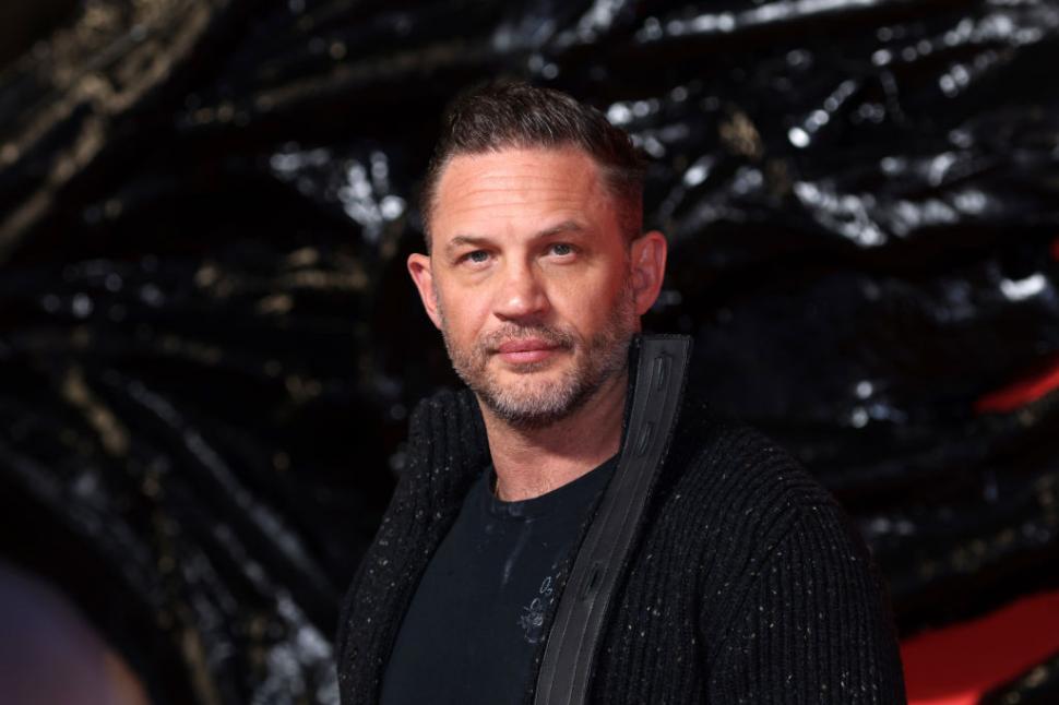 Amazon a cumpărat drepturile asupra francizei James Bond. Bezos își întreabă urmăritorii: cine să fie următorul agent 007? 953813