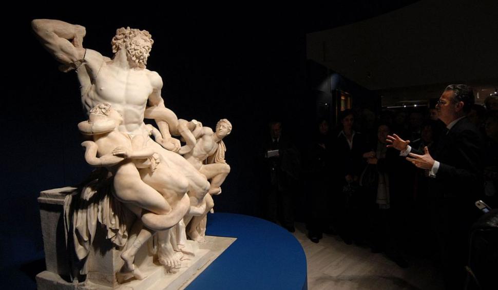 Cele mai celebre muzee ale lumii, copleșite de numărul prea mare de turiști, sunt obligate să se reinventeze 950443