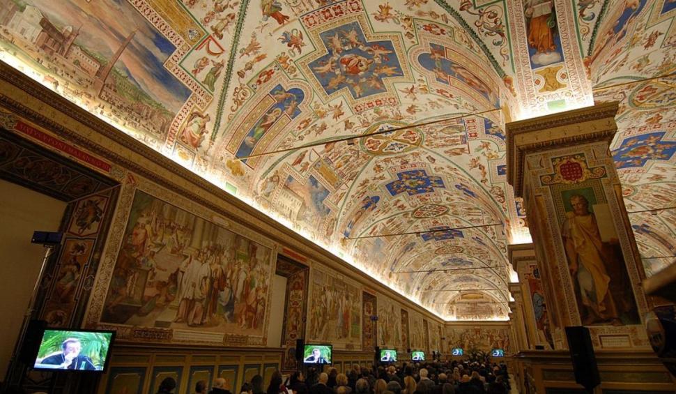 Cele mai celebre muzee ale lumii, copleșite de numărul prea mare de turiști, sunt obligate să se reinventeze 950444