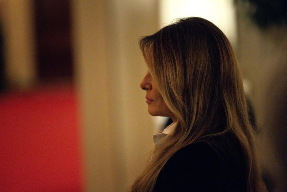 Melania Trump s-a întors la Casa Albă, după o absenţă lungă. Preşedintele american şi-a lăudat soţia în faţa guvernatorilor 953987