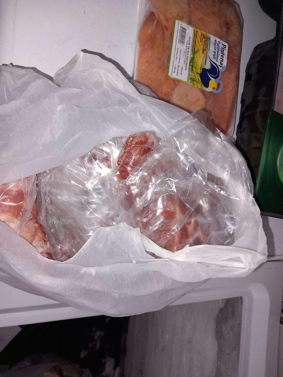 Scandal după controlul ANPC la Spitalul Adjud. Inspectorii, blocați în interior. Li s-a cerut să șteargă pozele cu mâncarea expirată 954024