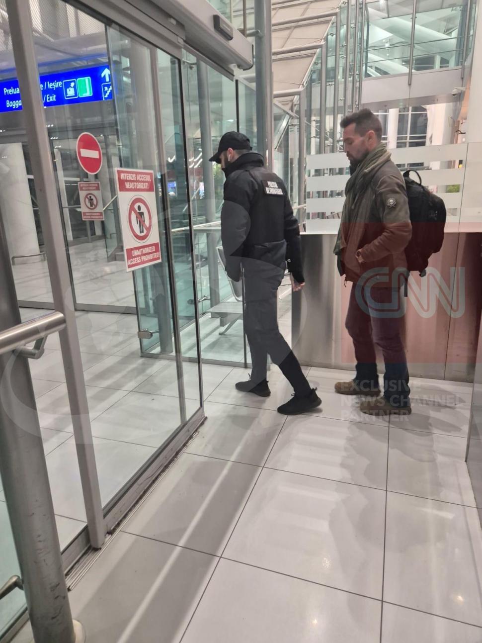 Eugen Sechila, "umbra" lui Călin Georgescu, a fost oprit pe aeroport și dus la audieri 954592