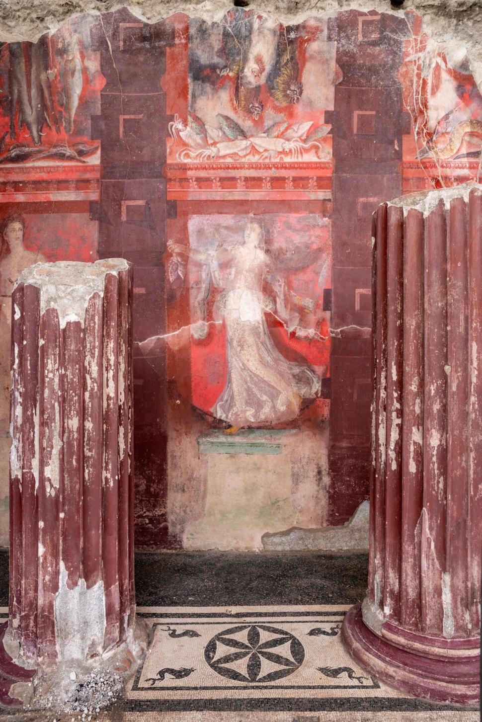 Descoperire arheologică „istorică” la Pompeii: O frescă antică enormă arată cum o femeie „se eliberează de ordinele masculine” 954657