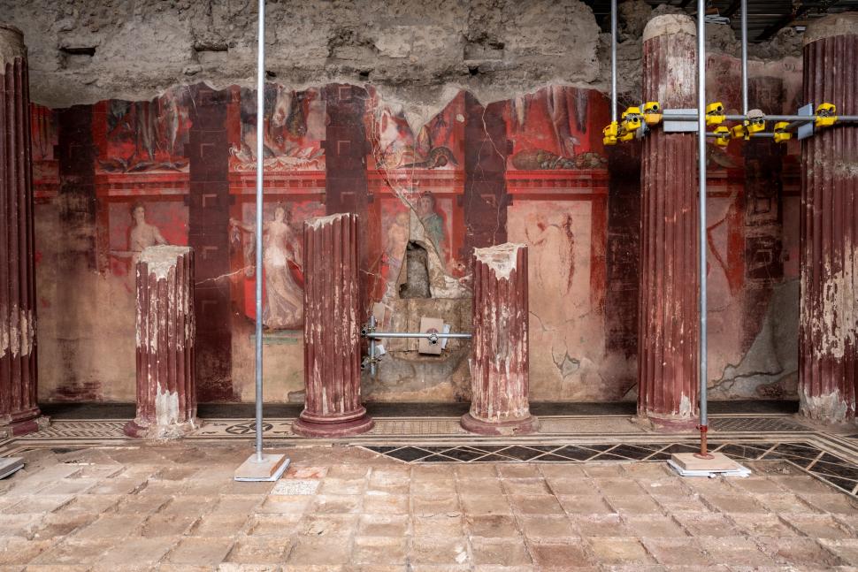 Descoperire arheologică „istorică” la Pompeii: O frescă antică enormă arată cum o femeie „se eliberează de ordinele masculine” 954662
