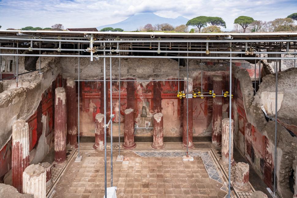 Descoperire arheologică „istorică” la Pompeii: O frescă antică enormă arată cum o femeie „se eliberează de ordinele masculine” 954672