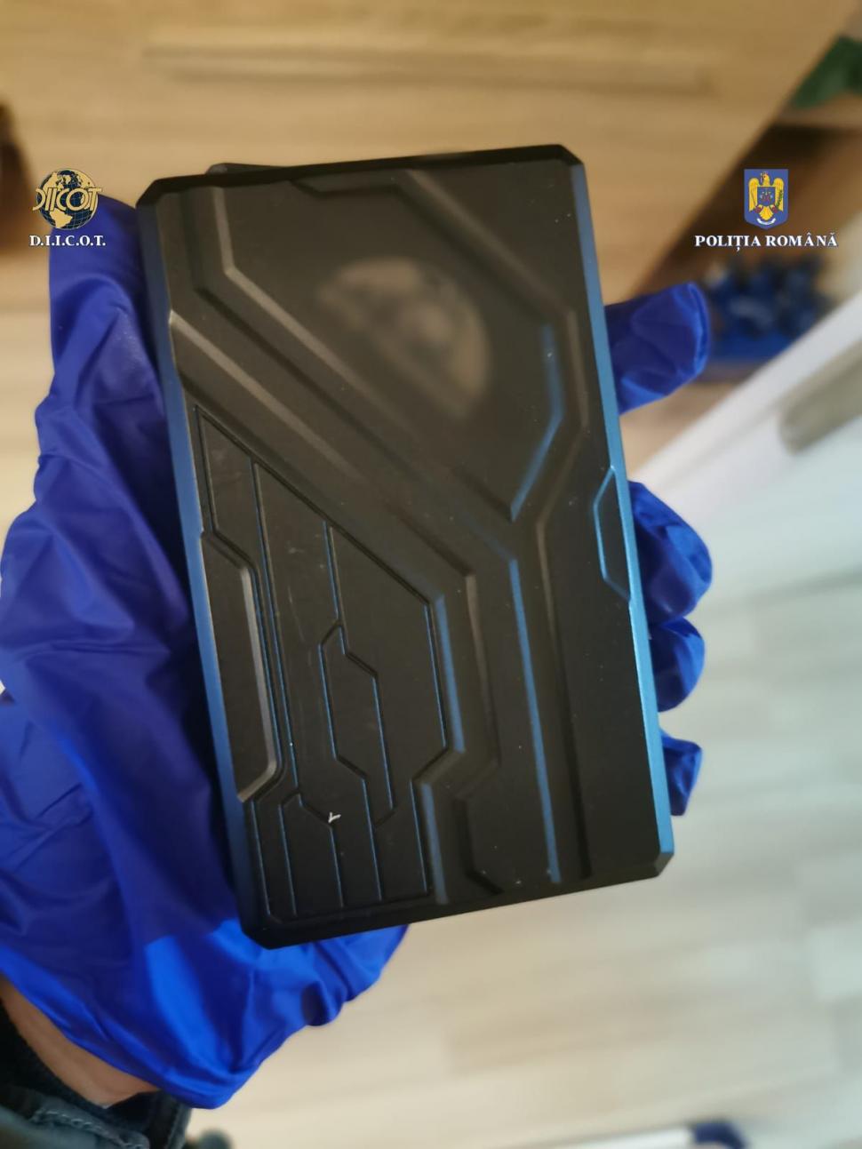 Jafuri ca în filme. O bandă de hoți români fura țigări din trenuri în mișcare, în Germania 954741