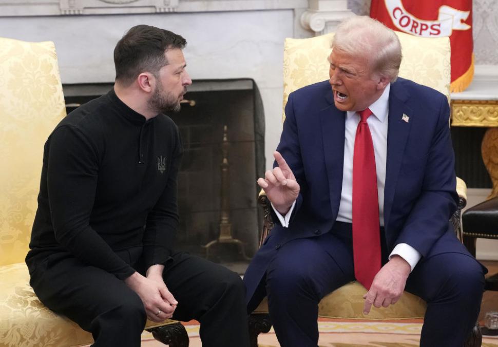 Cearta dintre Zelenski și Trump, în imagini. Jurnaliștii și diplomații prezenți în Biroul Oval au fost șocați 955113