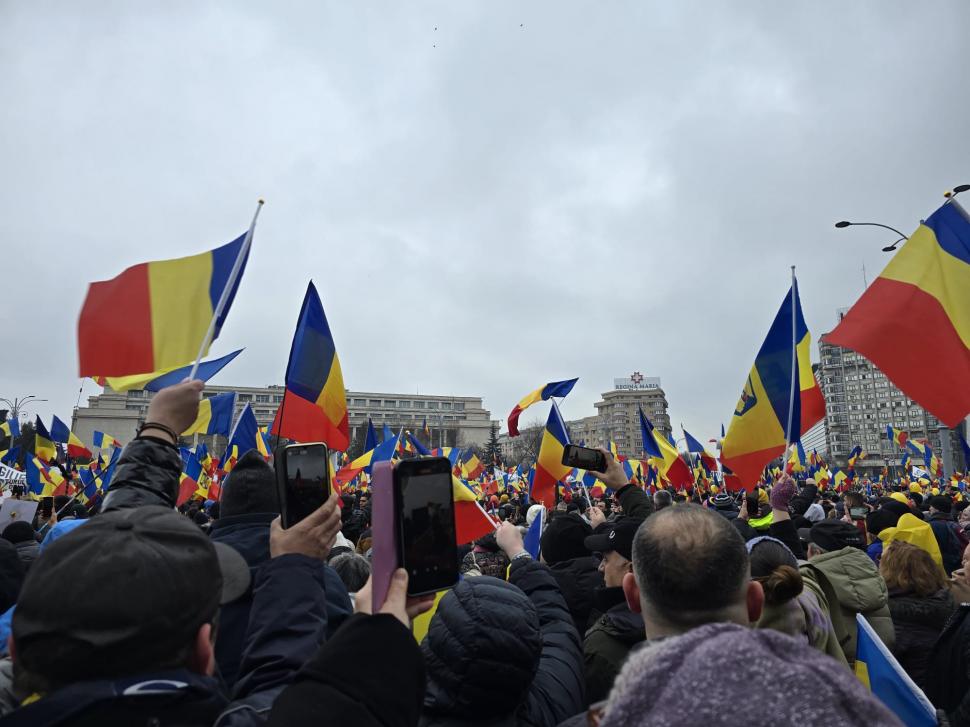 Cum a fost la protestul cu „un milion de români” al celor de la AUR: ”Să aveți grijă la buzunare în mulțimea asta!” 955240