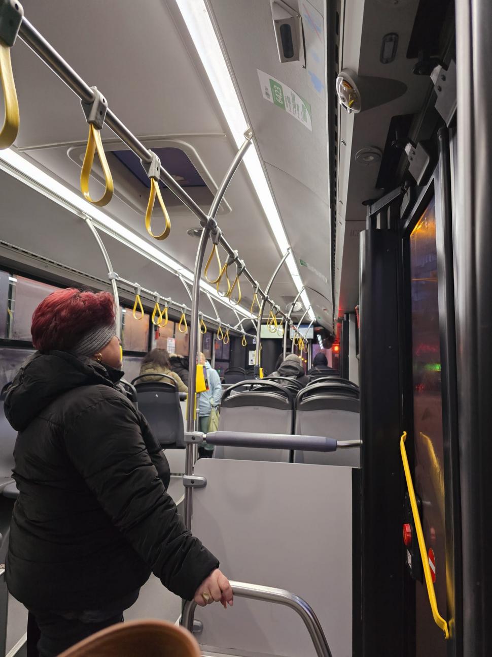 Cum a ajuns cel mai celebru șofer de autobuz din România pe TikTok. „Toate acele clipuri cu vibe-ul de dimineaţă, de la ora 04:00” 954747