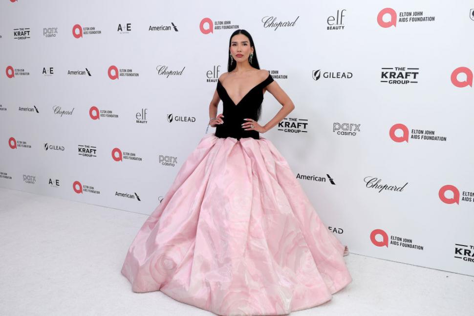 Apariţie spectaculoasă a Mădălinei Ghenea la petrecerea organizată de Elton John după gala Oscar 2025 955672
