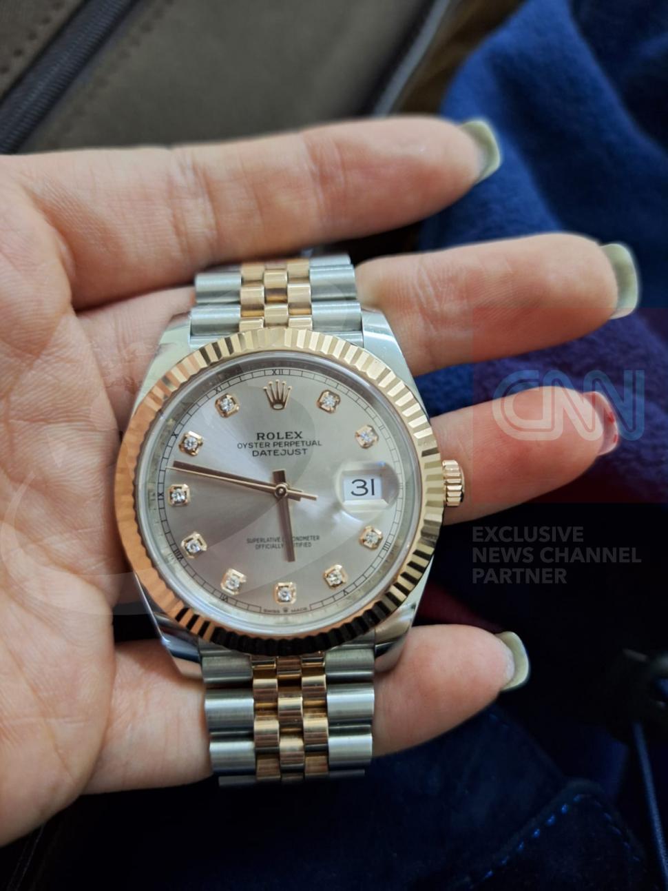 Surse: 4.600 de tablouri, 3.600 de sticle de băutură și ceasuri de lux originale: Ce avea, de fapt, în „depozit” generalul Zisu 956010