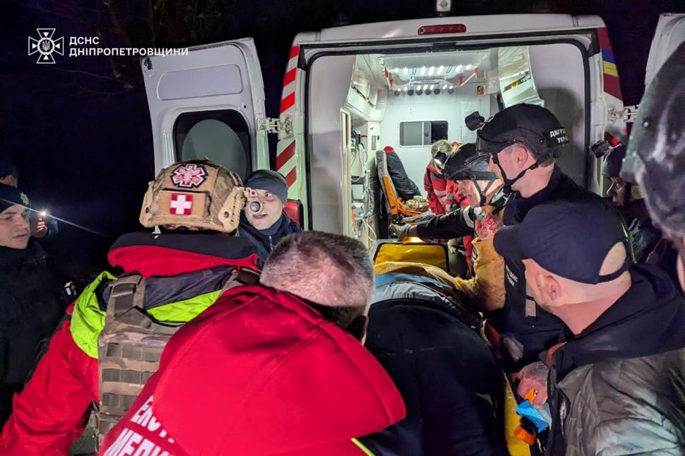 În hotelul bombardat de Rusia la Krivoi Rog se aflau voluntari americani și britanici, spune Volodimir Zelenski 956211