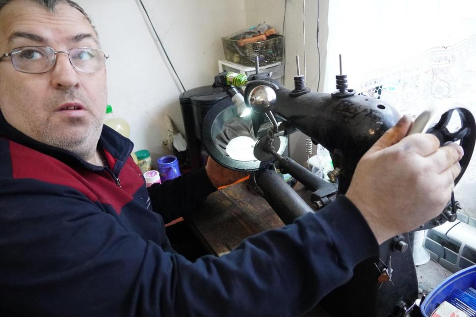 Meșteșugul pălăriilor, o artă aproape pierdută în România. Povestea ultimului pălărier din Mărginimea Sibiului 956177