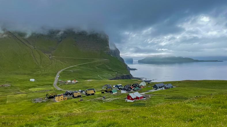 Națiunea insulară dintre Islanda și Scoția care și-a construit tuneluri sub Atlantic pentru ca oamenii să se deplaseze mai ușor 956512